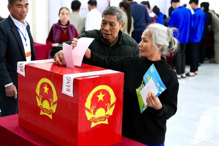 Đây là cuộc bầu cử đầu tiên kể từ sau khi vận hành mô hình chính quyền địa phương hai cấp nên mỗi cử tri càng ý thức rõ hơn về quyền và trách nhiệm của mình với mỗi lá phiếu.