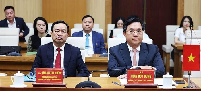 Chủ tịch UBND tỉnh Phú Thọ Trần Duy Đông chủ trì buổi tọa đàm