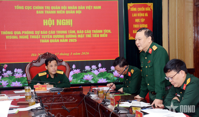 Các đại biểu đóng góp nhiều ý kiến tâm huyết tại hội nghị.