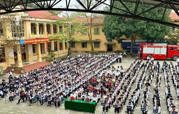Gần 1.600 giáo viên, học sinh và phụ huynh được hướng dẫn các kỹ năng. (Ảnh: CATQ)
