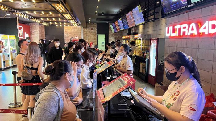 Lượng người đến xem phim Việt ngày càng tăng.