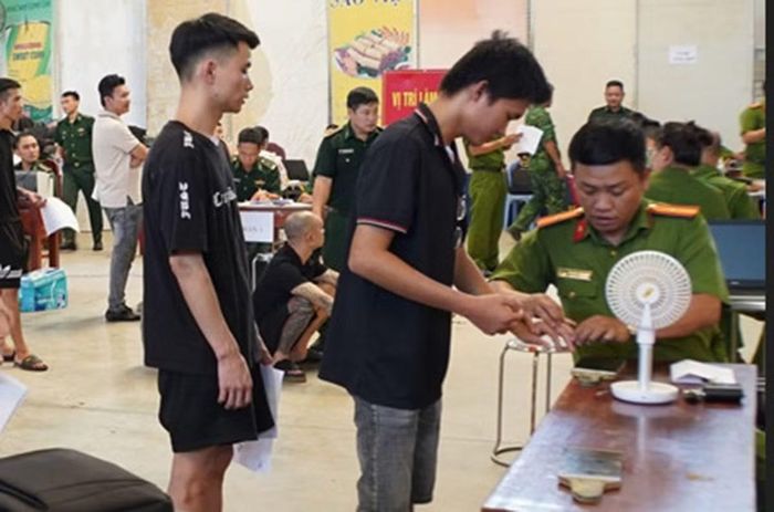 Kiểm tra thông tin cá nhân của công dân Việt Nam vi phạm pháp luật ở nước ngoài