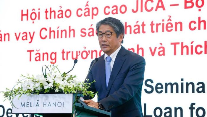  Đại sứ Nhật Bản Ito Naoki phát biểu tại Hội thảo. 