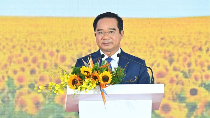  Đồng chí Nguyễn Văn Được, Ủy viên Trung ương Đảng, Phó Bí thư Thành ủy, Chủ tịch UBND TPHCM, làm Phó Trưởng Ban Chỉ đạo, trực tiếp chỉ đạo nghiên cứu, đề xuất xây dựng dự án Luật đô thị đặc biệt. Ảnh: VIỆT DŨNG 