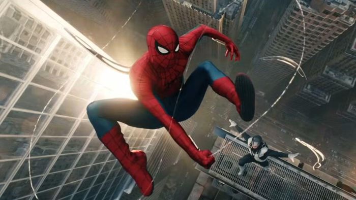Bộ giáp mới của Người Nhện sát với nguyên tác truyện tranh hơn. Ảnh: Sony Pictures