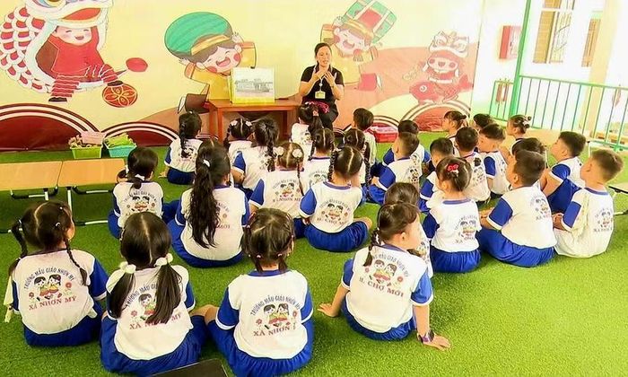 Một tiết lên lớp của cô giáo Trường Mẫu giáo Nhơn Mỹ.
