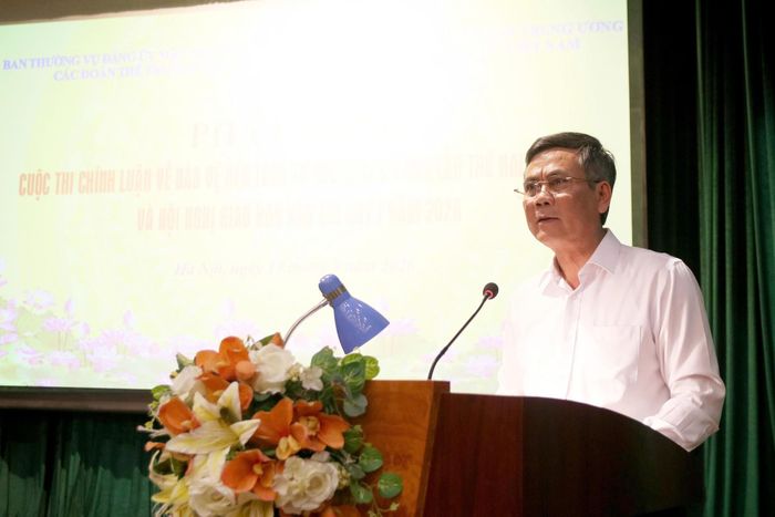 Đồng chí Trần Thắng - Phó Bí thư Đảng ủy MTTQ, các đoàn thể Trung ương phát động "Cuộc thi chính luận về bảo vệ nền tảng tư tưởng của Đảng lần thứ hai, năm 2026 của Đảng bộ Mặt trận Tổ quốc, các đoàn thể Trung ương".