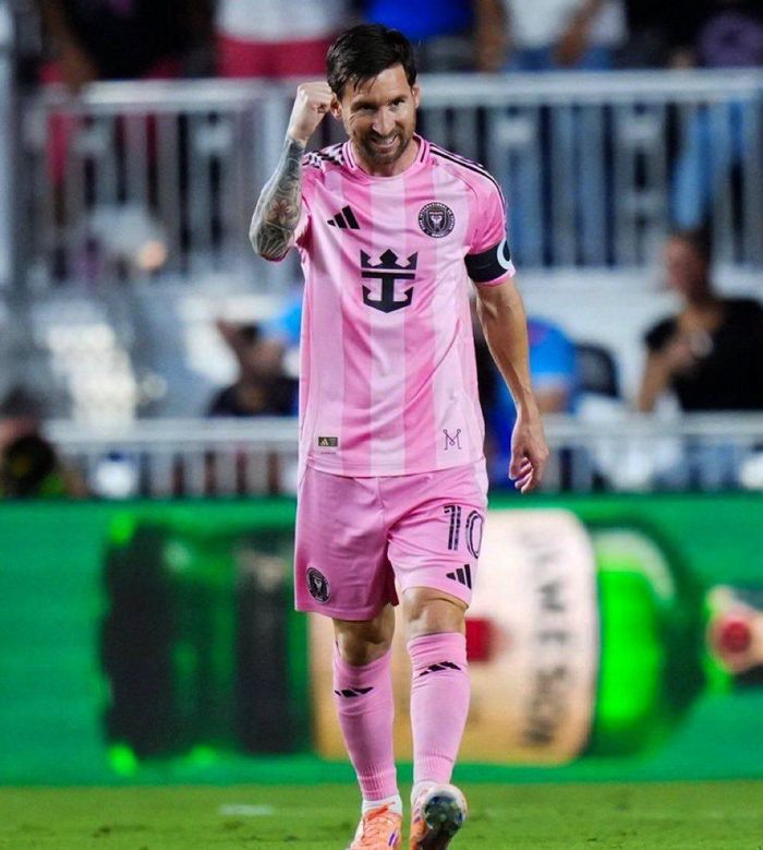 Dù đã bước sang tuổi 38, Messi vẫn duy trì phong độ ghi bàn ấn tượng. (Ảnh: Tirando a la Meta)