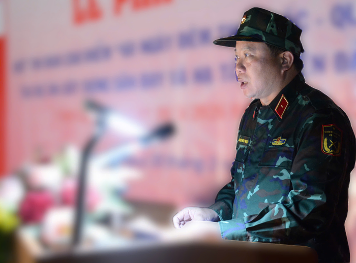 Thiếu tướng Nguyễn Hữu Ngọc, Tư lệnh Binh đoàn 12 phát biểu tại buổi lễ.