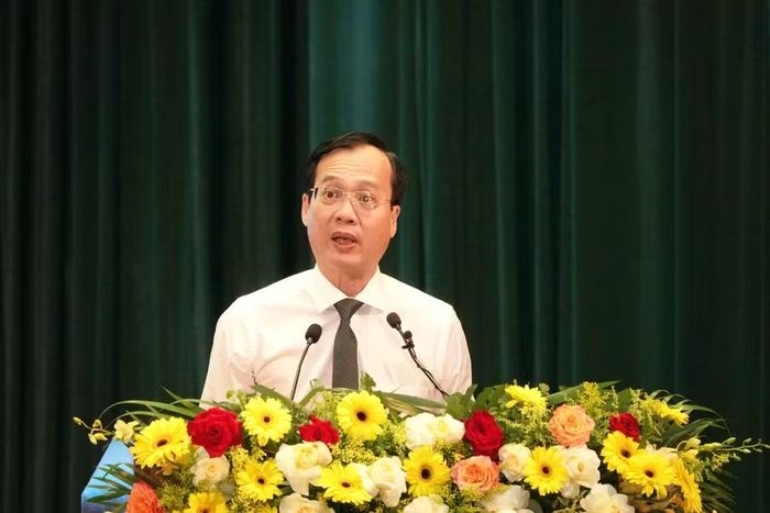 Chủ tịch UBND tỉnh Vĩnh Long Trần Trí Quang phát biểu tại Hội nghị.