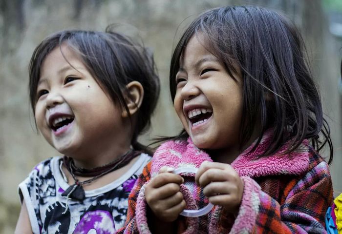 Nụ cười của những em bé Việt Nam. (Ảnh: Nguyễn Hồng)