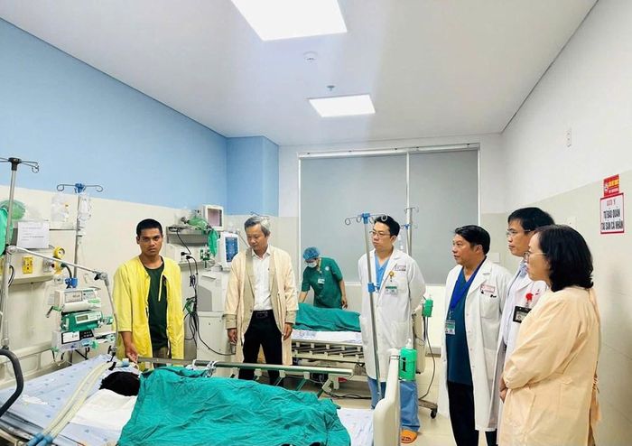 Bệnh nhân ngộ độc Botulinum được chuyển đến Bệnh viện Phụ sản - nhi Đà Nẵng điều trị