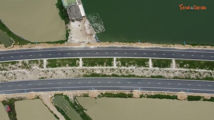 Đoạn tuyến mới đường trục phía Nam đưa vào khai thác thêm 7km. Đường được thiết kế mỗi chiều 2 làn ô tô và 1 làn xe máy.