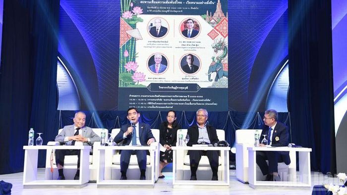 Tọa đàm "Vai trò của người Thái gốc Việt: Cầu nối bền vững cho quan hệ Thái Lan-Việt Nam”. (Ảnh: XUÂN SƠN)