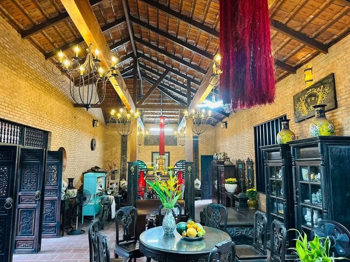 Căn nhà cổ tại Đồng Nai lưu giữ một phần ký ức nghề nghiệp đặc biệt của Hoàng Mập. Ảnh: FB Hoàng Minh Bùi
