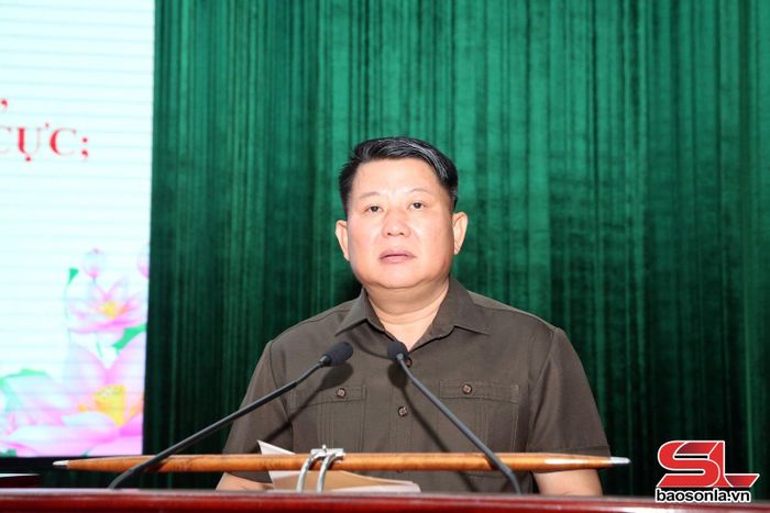 Đồng chí Lò Minh Hùng, Phó Bí thư Thường trực Tỉnh ủy, Chủ tịch HĐND tỉnh, phát biểu tại Hội nghị.