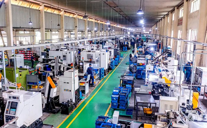 Cùng với khối doanh nghiệp FDI, các doanh nghiệp trong nước cũng chú trọng đẩy mạnh đổi mới công nghệ để phát triển, nâng cao hiệu quả sản xuất. Ảnh: T.L