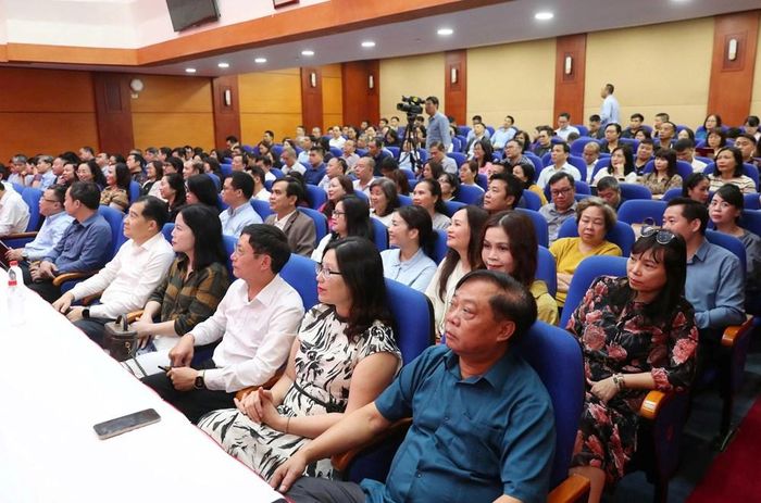 Các đại biểu dự Hội nghị trực tuyến tại điểm cầu Bộ VHTTDL