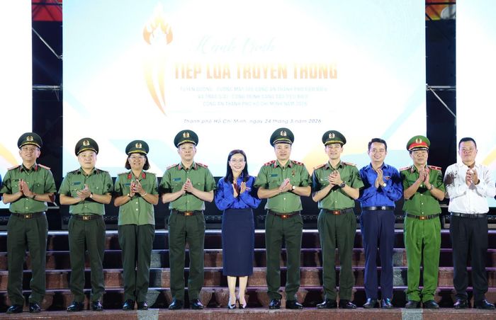 Đại biểu tham dự chương trình. Ảnh: Ngô Tùng