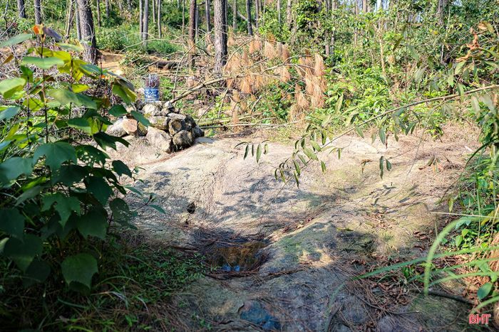 Dấu "Chân Tiên", chi tiết huyền thoại làm nên tên gọi của ngôi chùa.