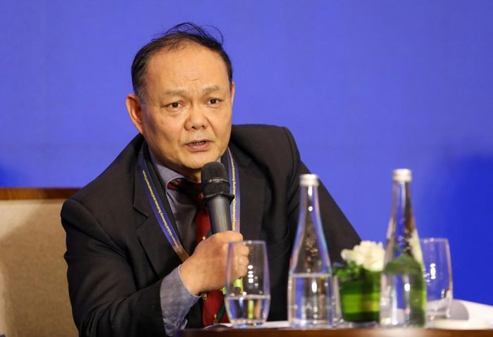 Ông Dương Hồng Anh, Phó Cục trưởng Cục Đường sắt Việt Nam phát biểu tại tọa đàm. Ảnh: Việt Dũng