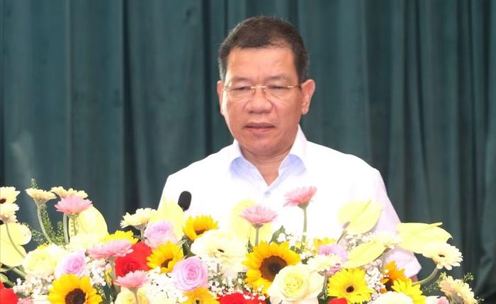  Phó Giám đốc Sở Tài chính Trần Vũ Thanh Hùng nêu giải pháp tháo gỡ các điểm nghẽn. Ảnh: Quang Tấn 