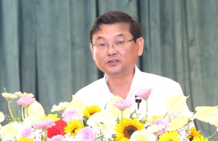  Phó Chủ tịch UBND tỉnh Nguyễn Tự Công Hoàng phát biểu khai mạc hội nghị. Ảnh: Quang Tấn 