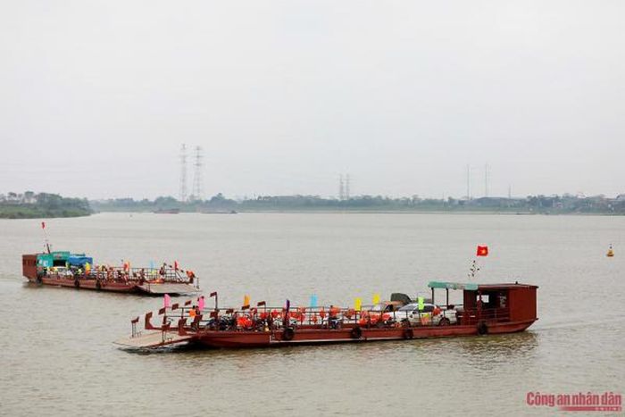 Nếu trước đây, nhiều chủ bến coi việc kiểm tra, xử lý là “áp lực”, thì nay, với mô hình “ba nhất”, họ dần chuyển sang vai trò chủ động hơn.