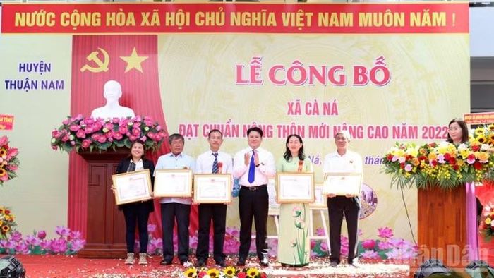 Xã Cà Ná, một trong các xã đạt chuẩn nông thôn mới nâng cao trước khi hợp nhất tỉnh Khánh Hòa mới.
