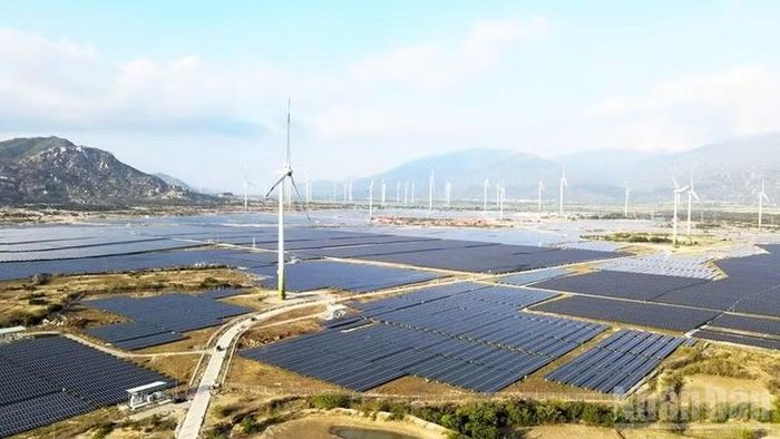 Năng lượng tái tạo là một trong những điểm nhấn quan trọng để Khánh Hòa phát triển, vươn tầm cao hơn trong tương lai.