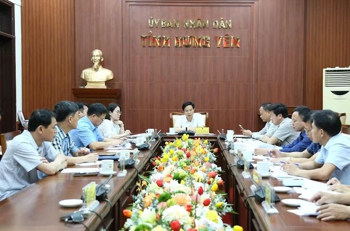 UBND tỉnh Hưng Yên họp nghe Sở NN&amp;MT báo cáo, đề xuất xây dựng Nghị quyết hỗ trợ ngư dân.