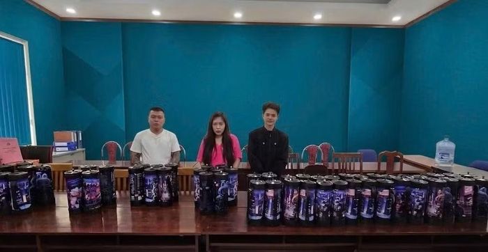 Ba đối tượng trong đường dây cùng tang vật.