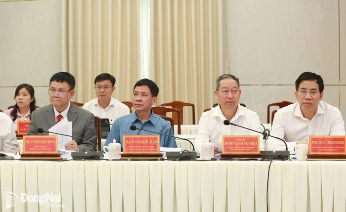 Các đại biểu dự hội thảo. Ảnh: Huy Anh