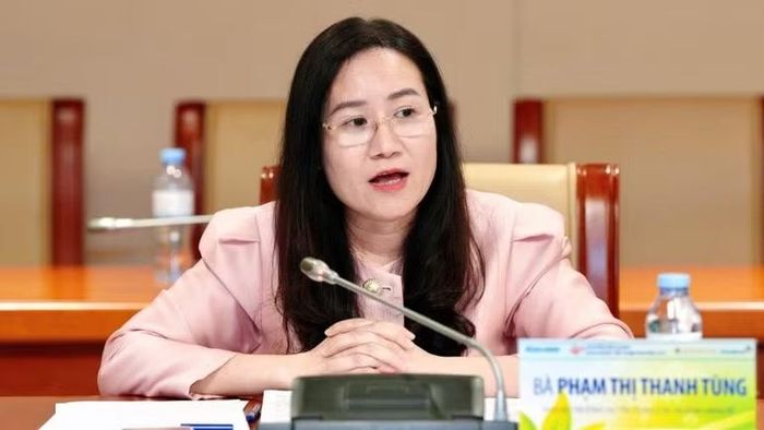 Bà Phạm Thị Thanh Tùng - Phó Vụ trưởng Vụ Tín dụng các ngành kinh tế (Ngân hàng Nhà nước) phát biểu tại Tọa đàm.