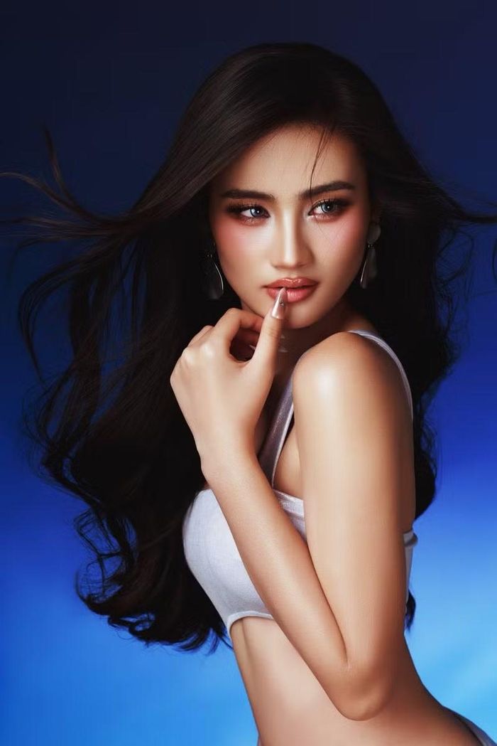 Hoa hậu Ý Nhi vừa trở thành tâm điểm chú ý khi tung ra bộ ảnh bikini đầy táo bạo, khoe trọn vóc dáng quyến rũ và thần thái cuốn hút.