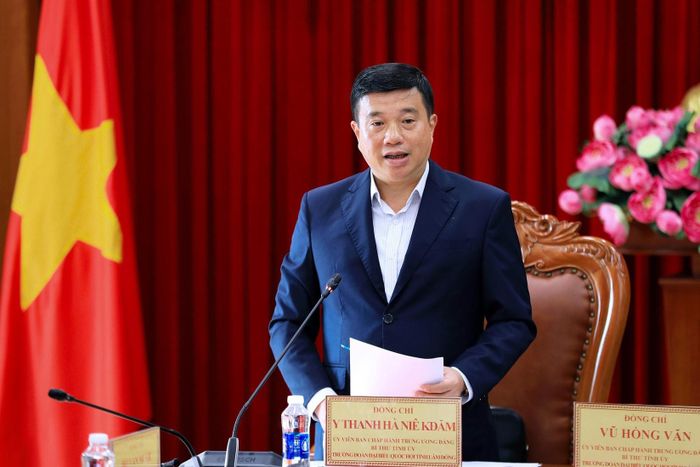Bí thư Tỉnh ủy Lâm Đồng Y Thanh Hà Niê Kđăm đề nghị hợp tác theo hướng thực chất, hiệu quả
