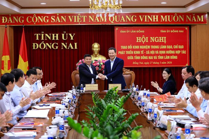 Buổi làm việc giữa Ban Thường vụ Tỉnh ủy Đồng Nai và Lâm Đồng đã diễn ra thành công và thống nhất nhiều nội dung quan trọng