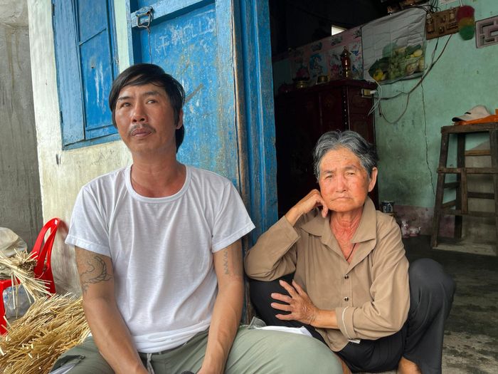Anh Hồng mang theo di chứng tai biến, sức khỏe suy giảm, không còn đủ khả năng lao động như trước