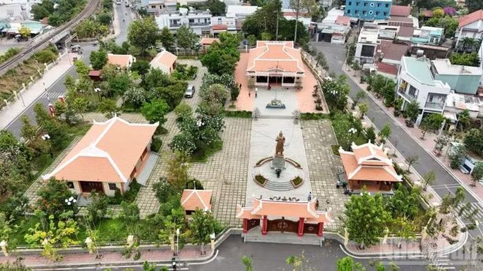 Di tích lịch sử-văn hóa cấp quốc gia Đền thờ Nguyễn Hữu Cảnh vừa được tỉnh Đồng Nai tôn tạo, đầu tư nâng cấp.
