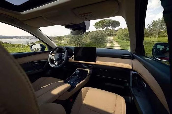 Hiện tại, một số mẫu xe như CX-50 đã sử dụng hệ thống hybrid của Toyota, nhưng hãng vẫn phải tinh chỉnh để tạo ra cảm giác lái khác biệt.