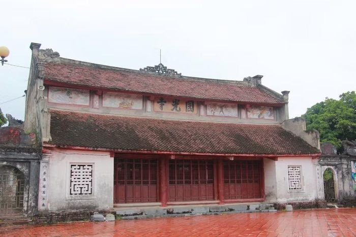 Sau khi xây dựng, Thiền sư Giác Hải là trụ trì Viên Quang tự.