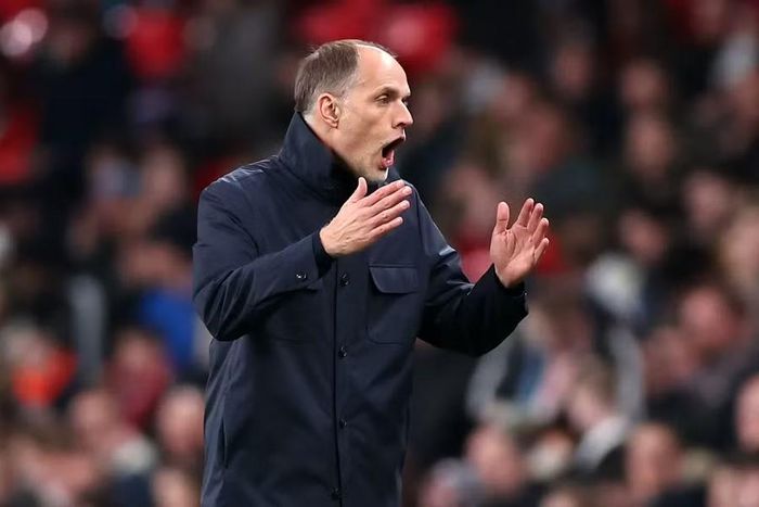 HLV Thomas Tuchel nổi giận với quyết định của trọng tài khi tuyển Anh hòa Uruguay 1-1.