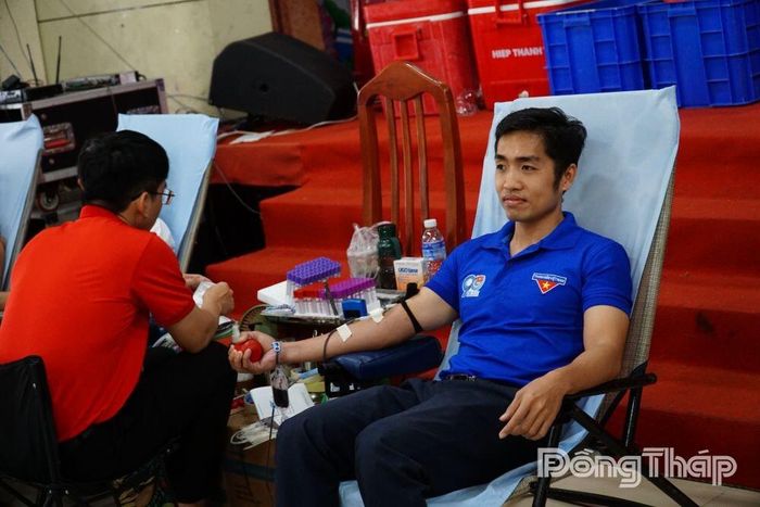 Đoàn viên, thanh niên tham gia hiến máu tình nguyện, lan tỏa nghĩa cử cao đẹp vì cộng đồng.