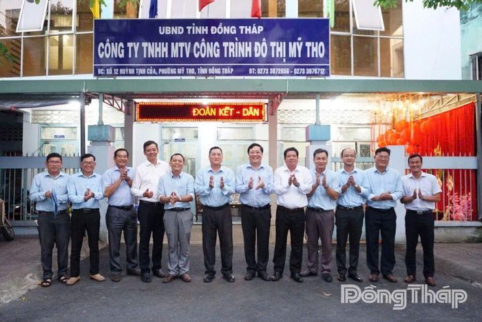 Lãnh đạo tỉnh đến thăm, chúc tết Công ty TNHH MTV Công trình Đô thị Mỹ Tho.