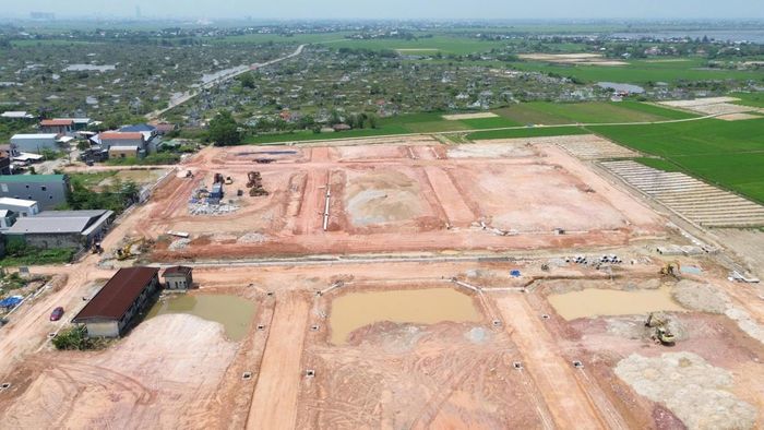 Khu tái định cư Phú Hồ đang dần hoàn thiện.