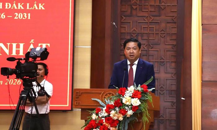Bí thư Tỉnh ủy Đắk Lắk Lương Nguyễn Minh Triết phát biểu tại hội nghị.