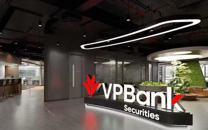 Phó Chủ tịch Hội đồng quản trị VPBankS xin từ nhiệm chức danh thành viên Hội đồng quản trị VPX.