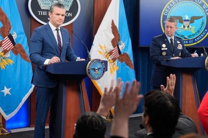  Bộ trưởng Quốc phòng Mỹ Pete Hegseth nhắc đến sự do dự của các nước. Ảnh: NYT.