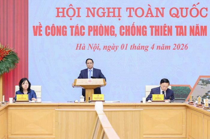  Thủ tướng Phạm Minh Chính chủ trì và phát biểu tại hội nghị toàn quốc về công tác phòng, chống thiên tai năm 2026, chiều 1-4. Ảnh: VIẾT CHUNG 