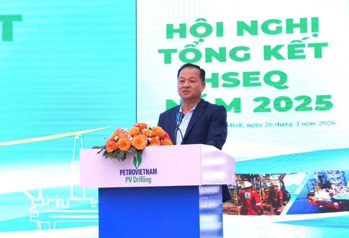 Chủ tịch HĐQT PV Drilling Mai Thế Toàn phát biểu tại hội nghị.